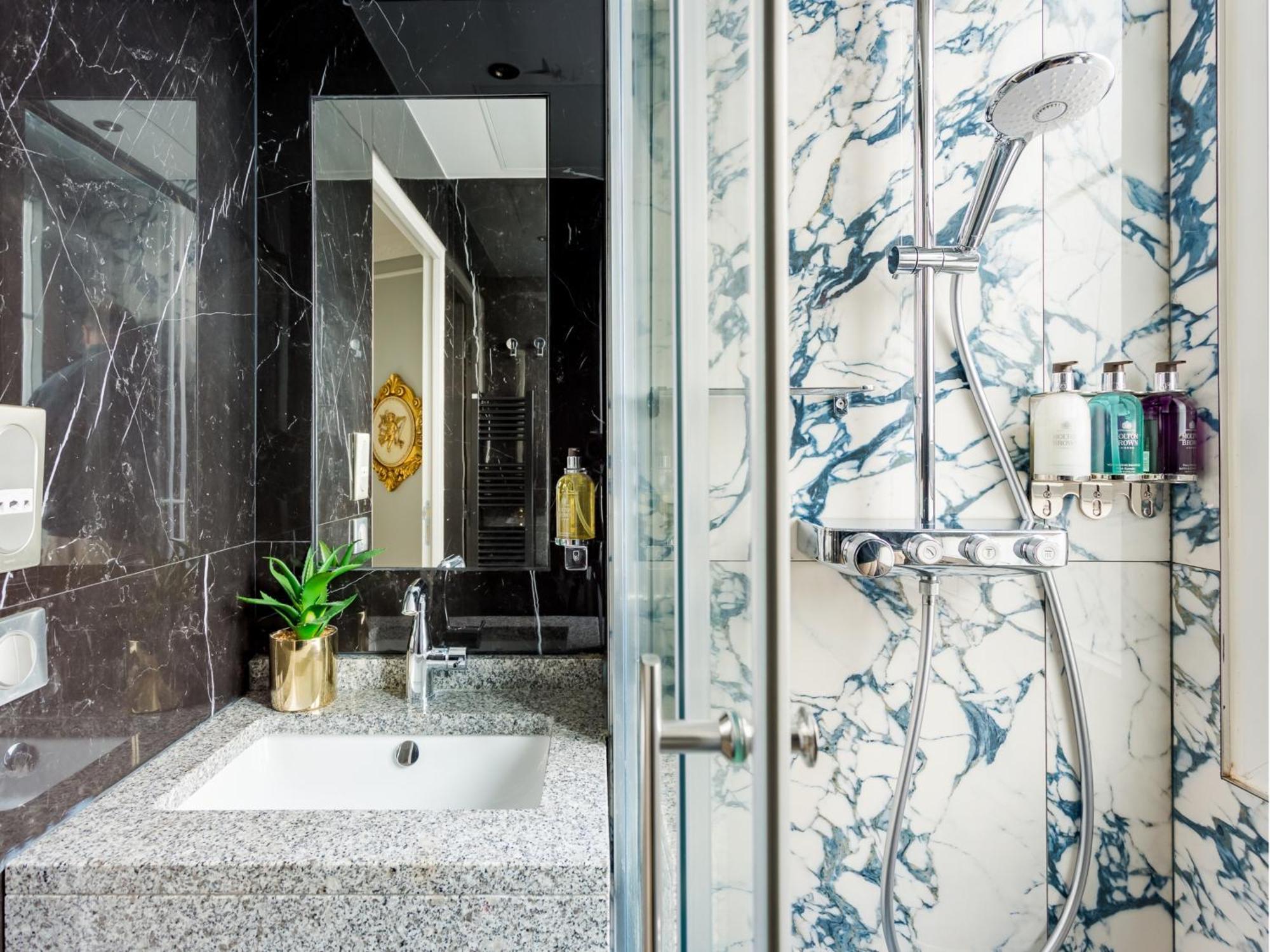 Merveil - Luxury Suite -Champs Elysees-Ponthieu II ปารีส ภายนอก รูปภาพ